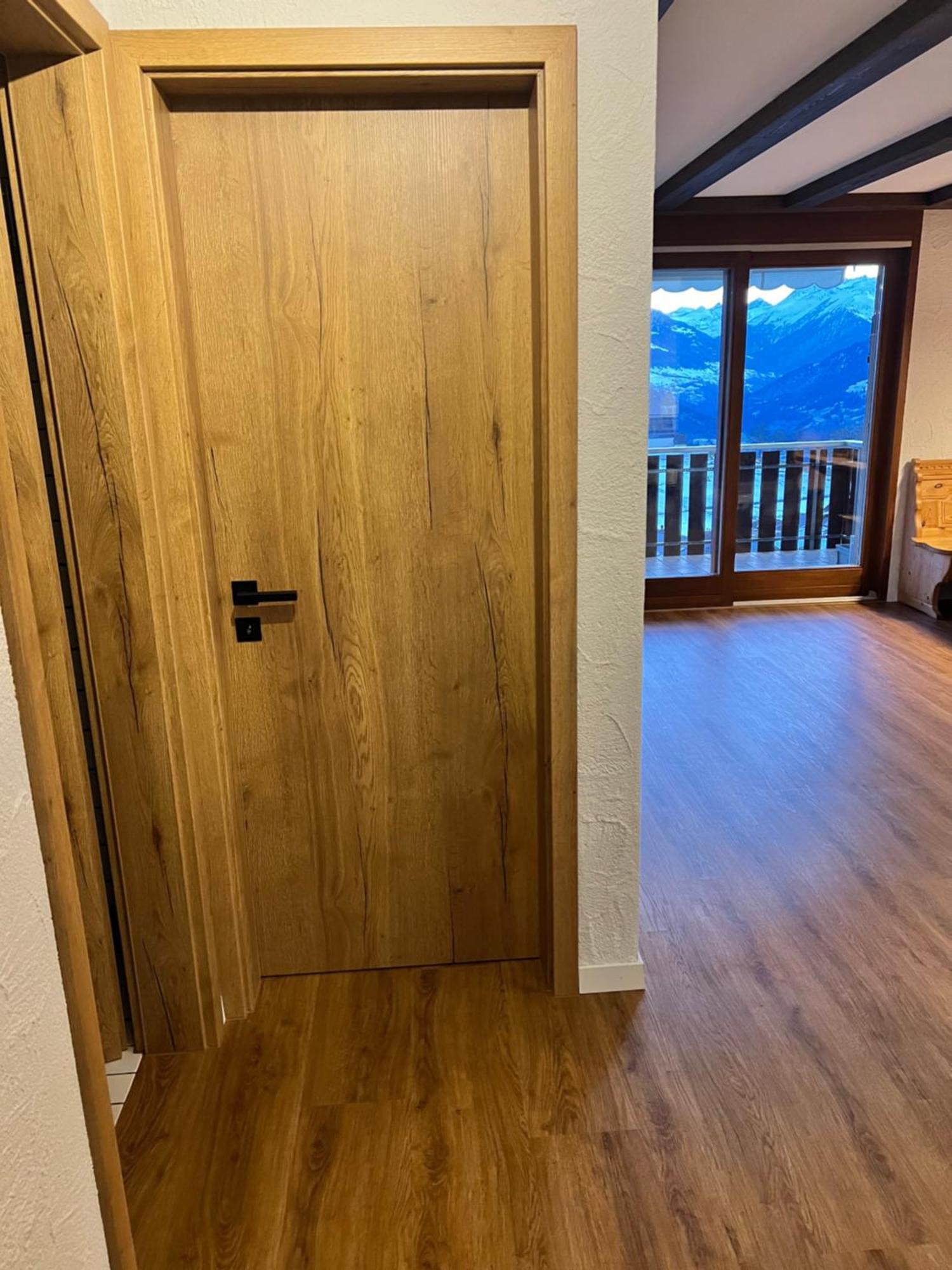 Neu-renovierte - Nov 24 - 2,5 Zi Mit Traum-aussicht Apartmán *